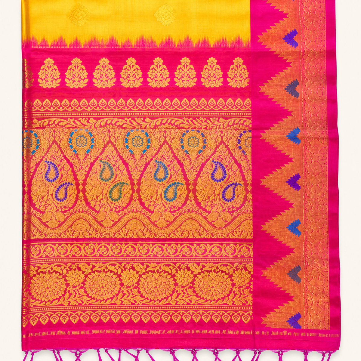 Pure handloom Gadwal saree catalog 46 — pallu detail