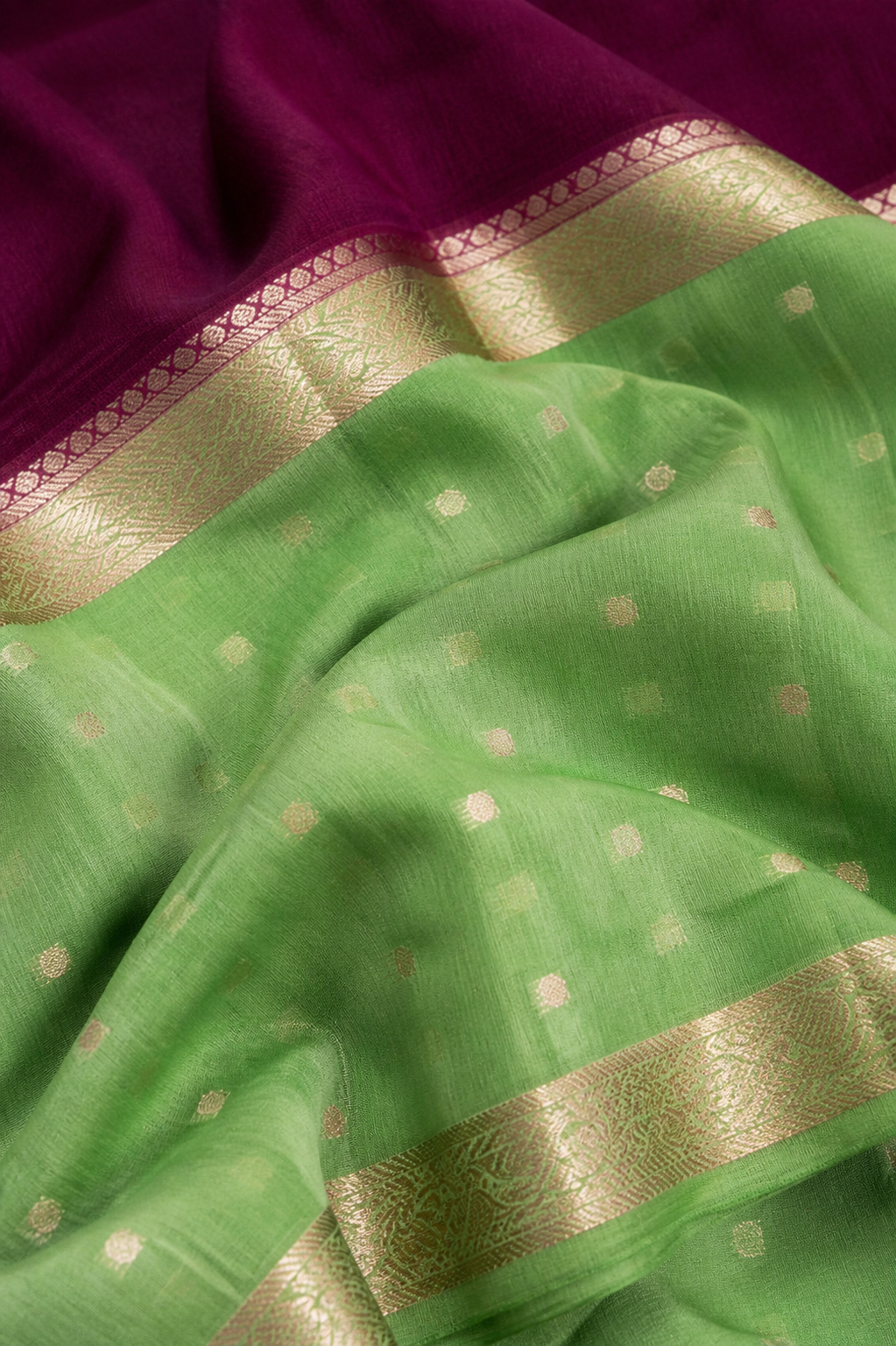 Maroon Banarasi Tussar Silk Saree – fabric view