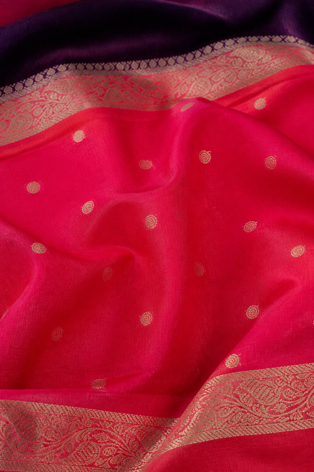 Maroon Banarasi Tussar Silk Saree – fabric view
